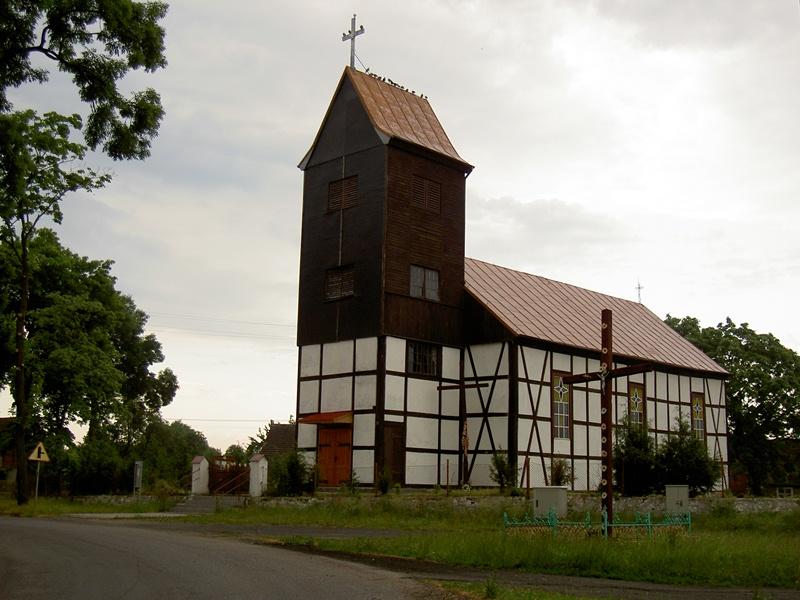Kosciol w Bialogorzynie