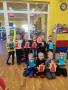 Grupa 5 i 6-latków z miejscowej szkoły na lekcji bibliotecznej w bibliotece w Stanominie (2)
