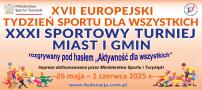 Na beżowym tle, pomarańczowe, niebieskie i czarne  litery z informacją o nazwie turnieju, dacie turnieju i organizacji patronującej.  